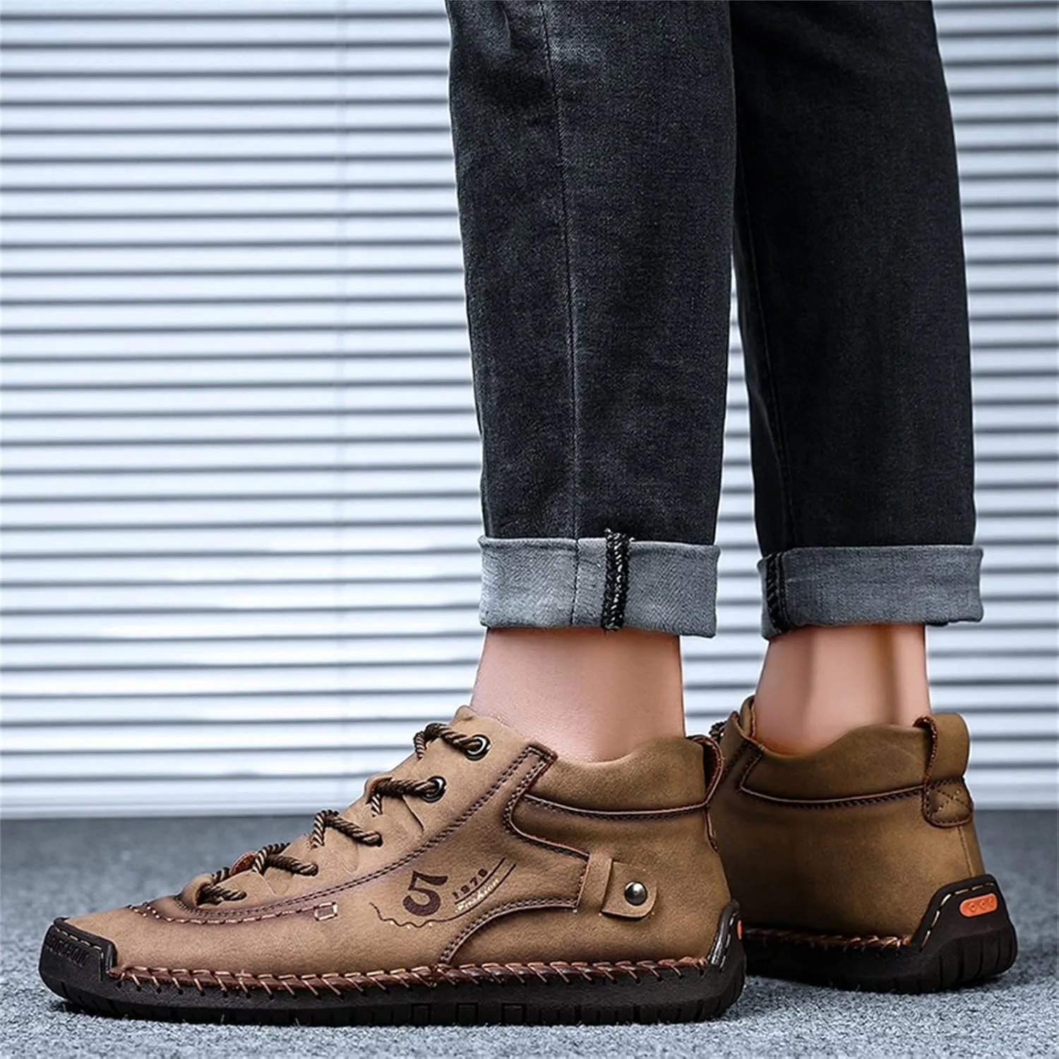 Mens Casual Leather Shoes Size 11 Summer and Autumn Men Leather Shoes Flat Soft Bottom Comfortable Mid Top Lace Up Casual Shoes Laces Dress