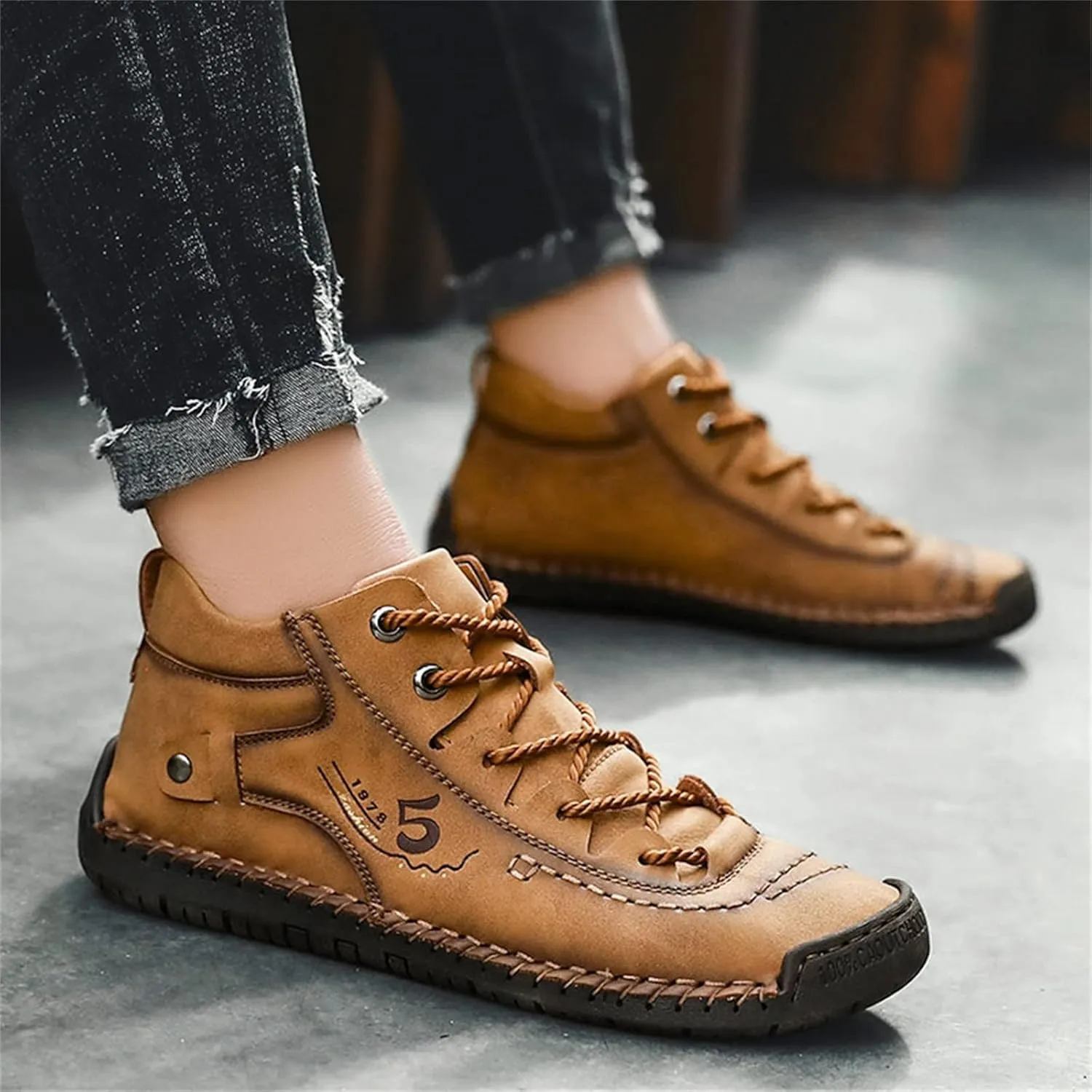 Mens Casual Leather Shoes Size 11 Summer and Autumn Men Leather Shoes Flat Soft Bottom Comfortable Mid Top Lace Up Casual Shoes Laces Dress