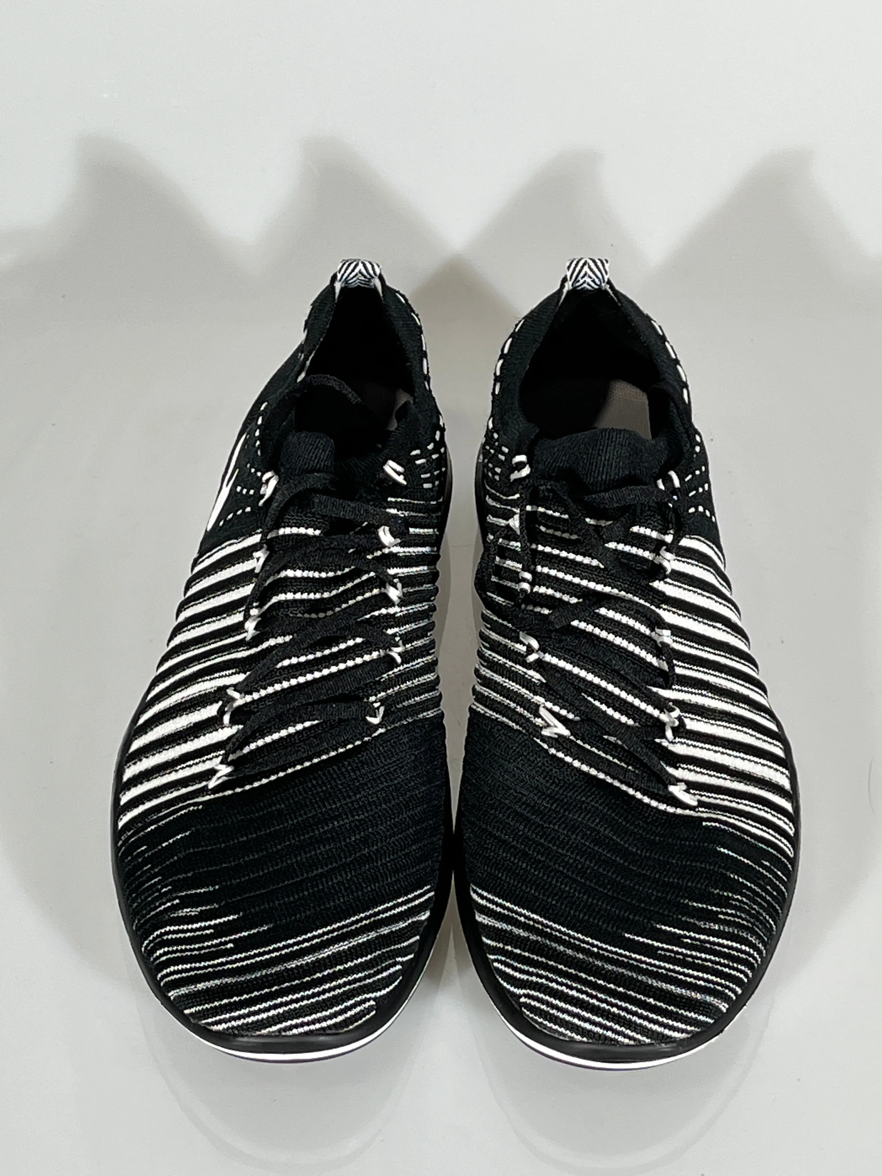 Nike Free Transform Flyknit Athletic Shoes