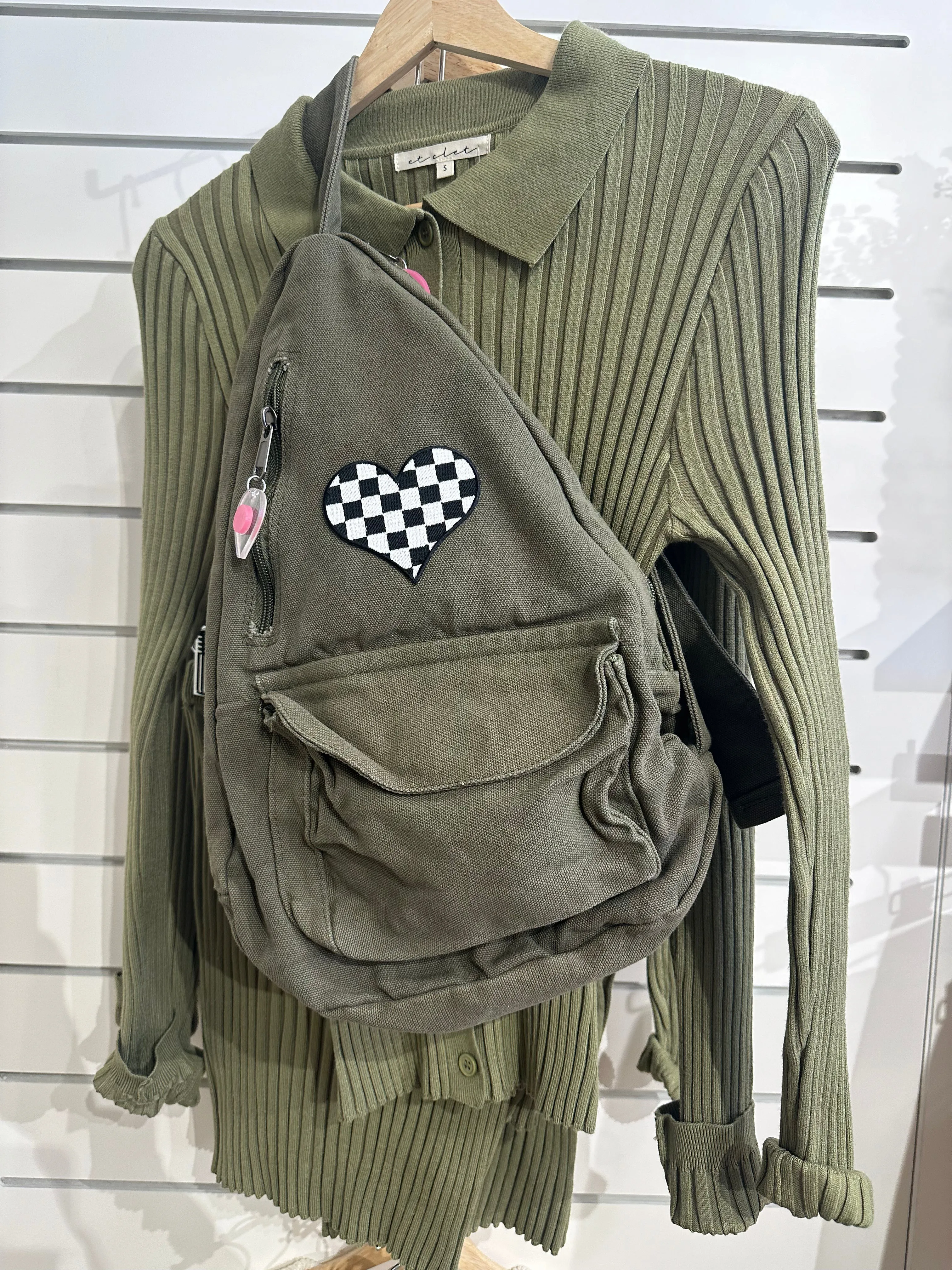Oversized Canvas Sling Bag With Detail Parchwork