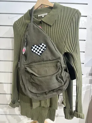 Oversized Canvas Sling Bag With Detail Parchwork